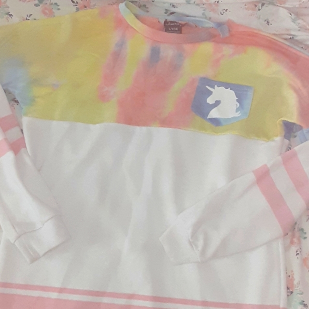 A unicorn themed sweater.